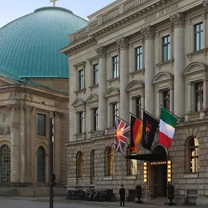 https://rocco-forte-hotel-de-rome.find-berlin-hotels.com